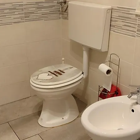 Casa vacanze Nonno Baffo 1 *